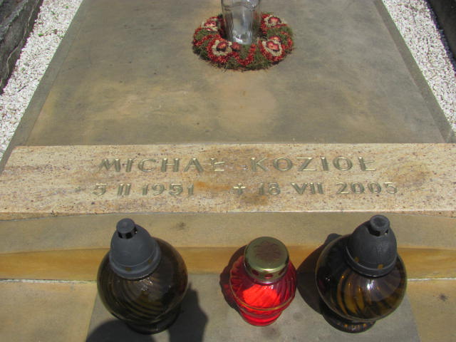 Michał Kozioł 1951 Kraków-Salwator - Grobonet - Wyszukiwarka osób pochowanych