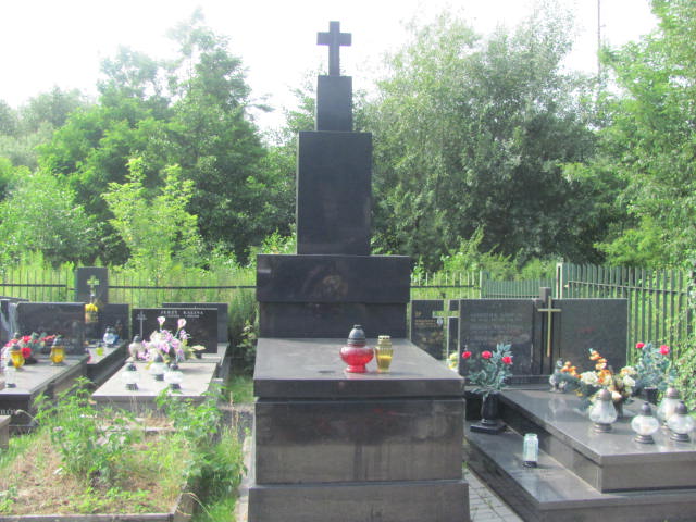 Karol Tokarz 1925 Kraków-Salwator - Grobonet - Wyszukiwarka osób pochowanych