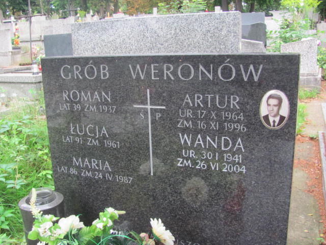 Łucja Weron 1870 Kraków-Salwator - Grobonet - Wyszukiwarka osób pochowanych