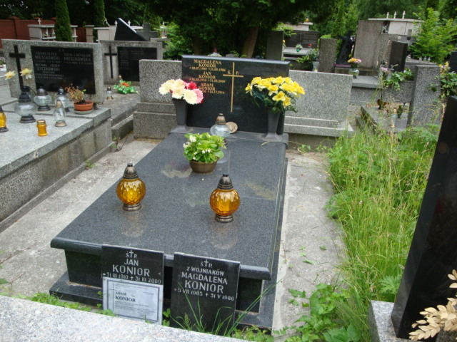 Krystyna Konior 1950 Kraków-Salwator - Grobonet - Wyszukiwarka osób pochowanych