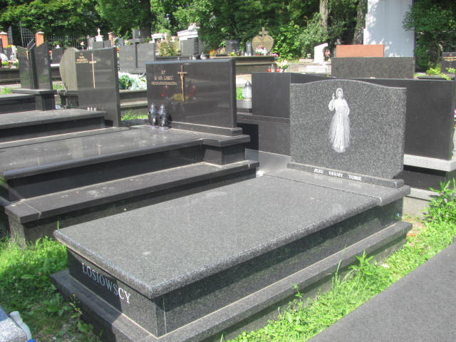 Grób Maria Łosiowska