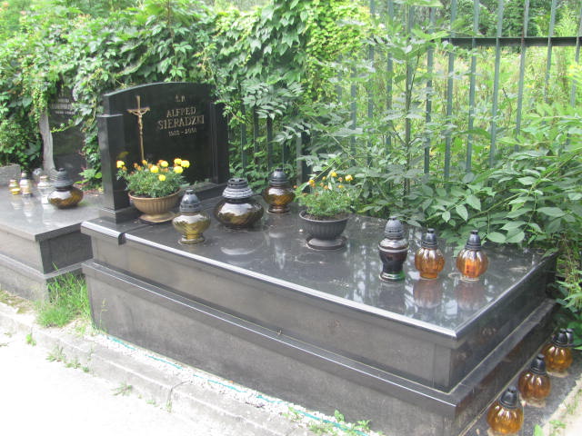 Grób Marianna Sieradzka