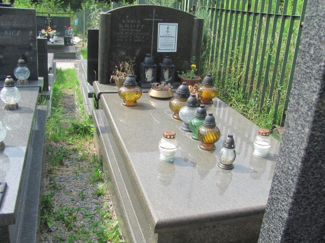 Grób Karol Kropp