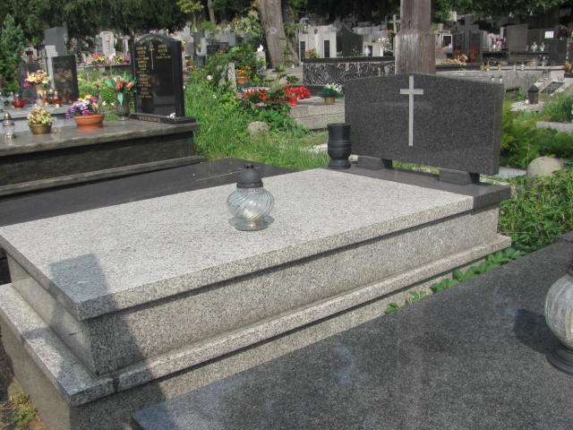 Grób Marian Maczuga
